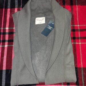 Abercrombie and Fitch Cardigan size Medium NWT